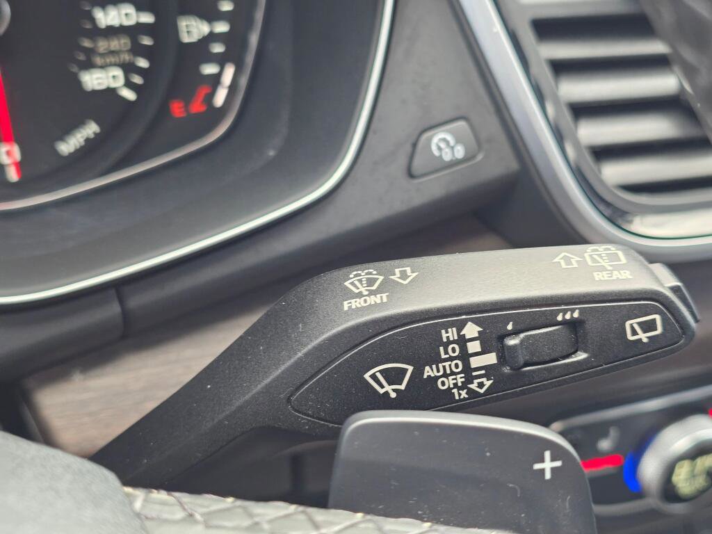 Used 2023 Audi Q5 2.0T Premium w/ Convenience Package image 44