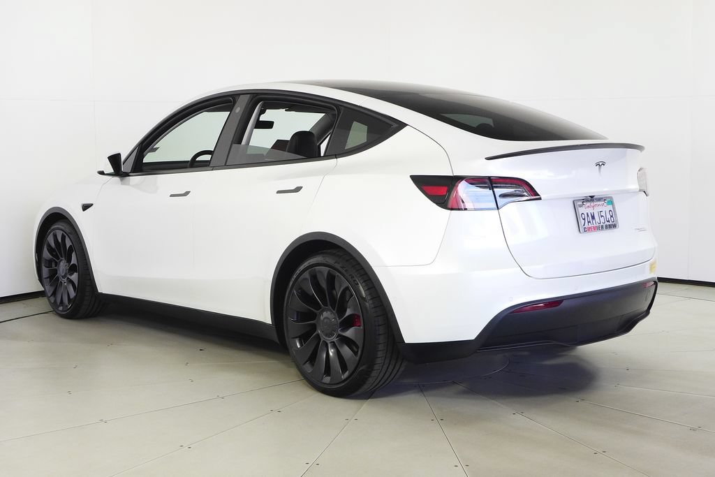 Used 2022 Tesla Model Y Performance AWD/4WD image 9