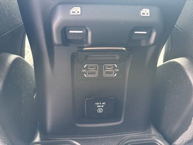 Used 2022 Jeep Wrangler Unlimited Sahara w/ Dual Top Group image 69