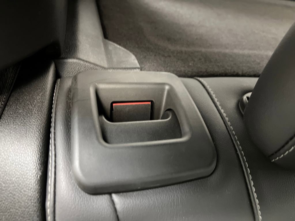 Used 2024 Cadillac XT4 Premium Luxury image 19