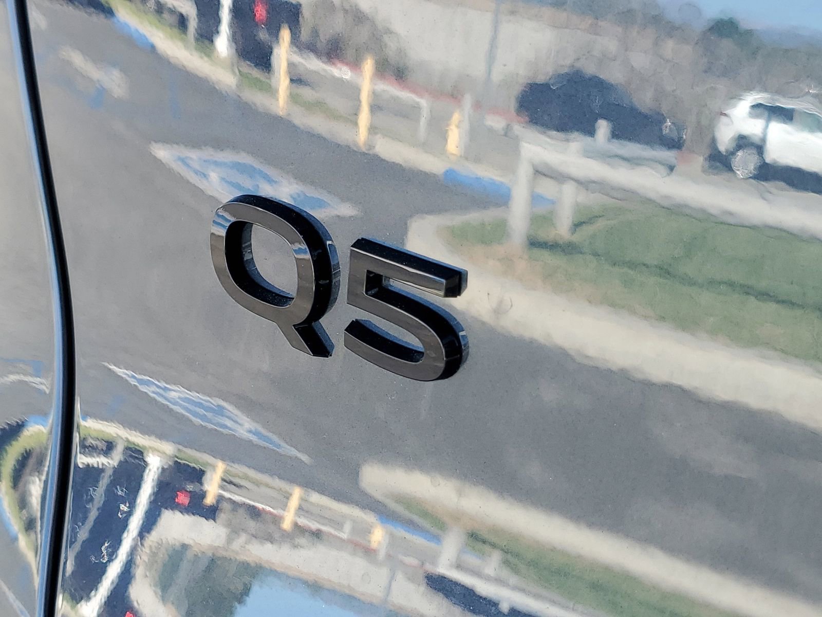 New 2025 Audi Q5 Premium Plus AWD/4WD image 7