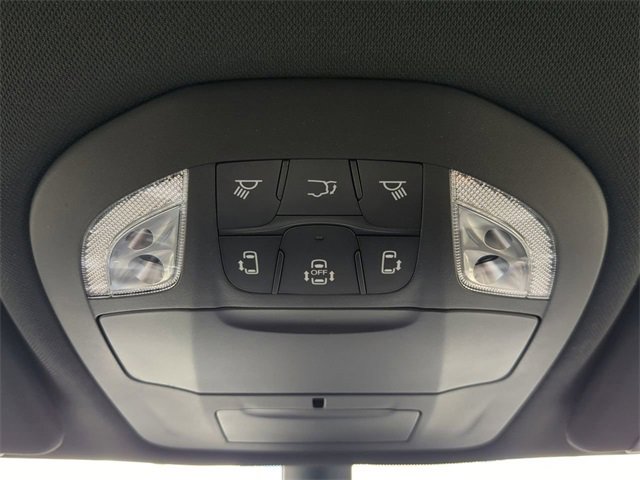 New 2026 Chrysler Voyager LX image 24