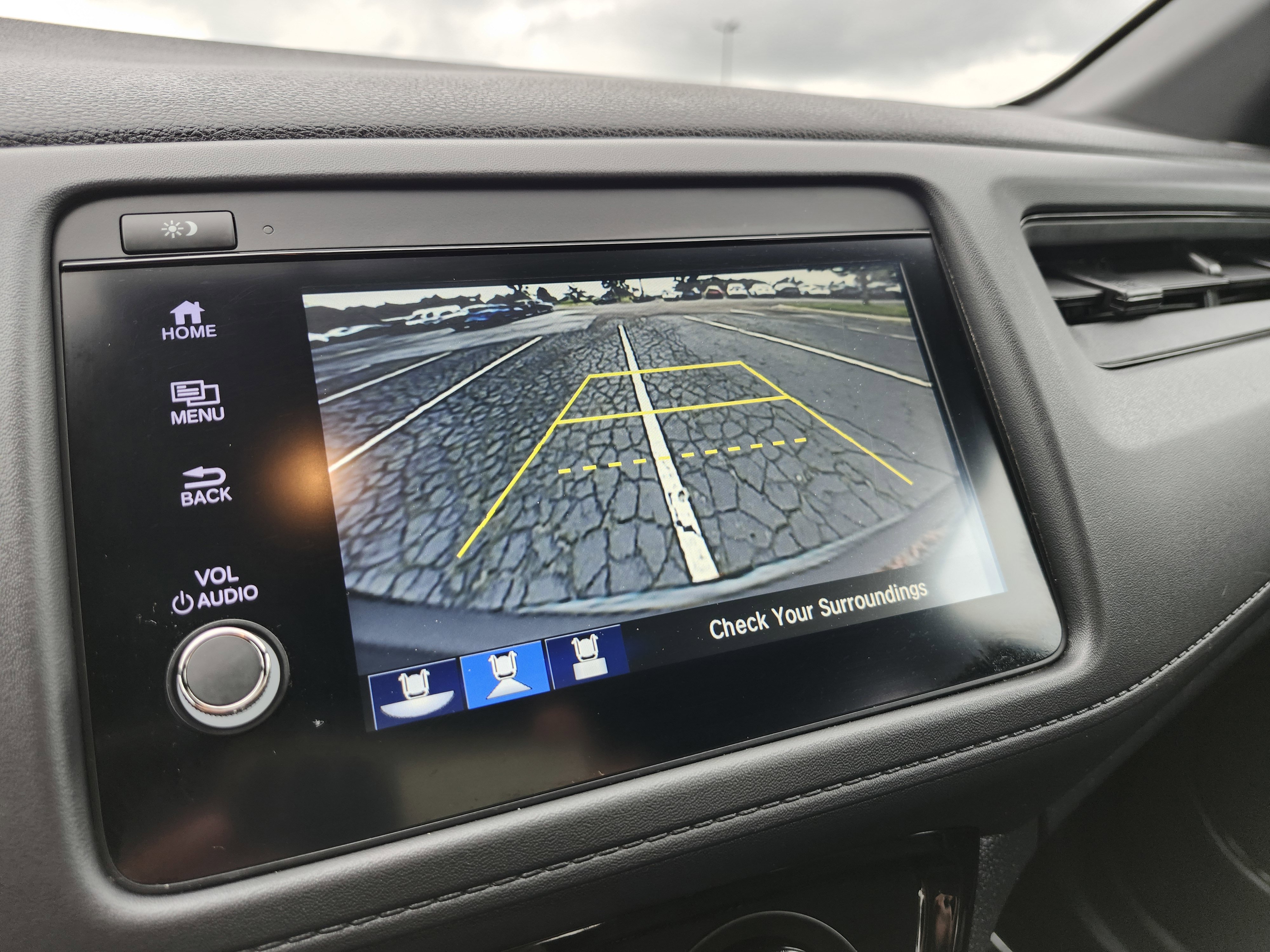 Used 2021 Honda HR-V Sport image 2