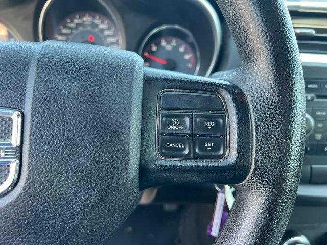 Used 2013 Dodge Avenger SE FWD image 14
