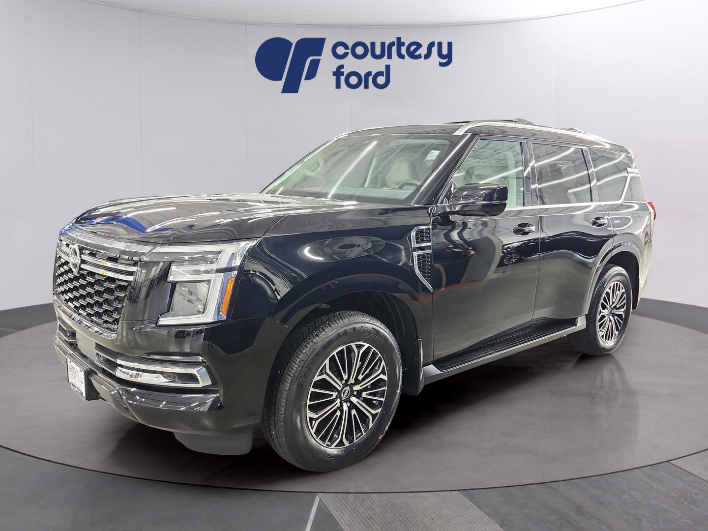 Used 2025 Nissan Armada Platinum AWD/4WD image 3
