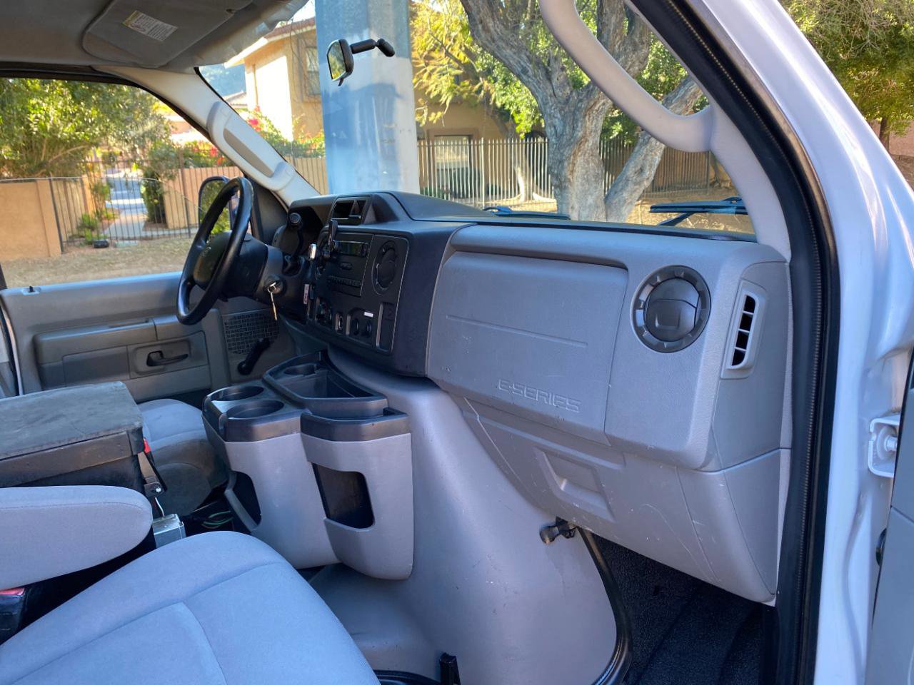 Used 2010 Ford E-250 and Econoline 250 image 30