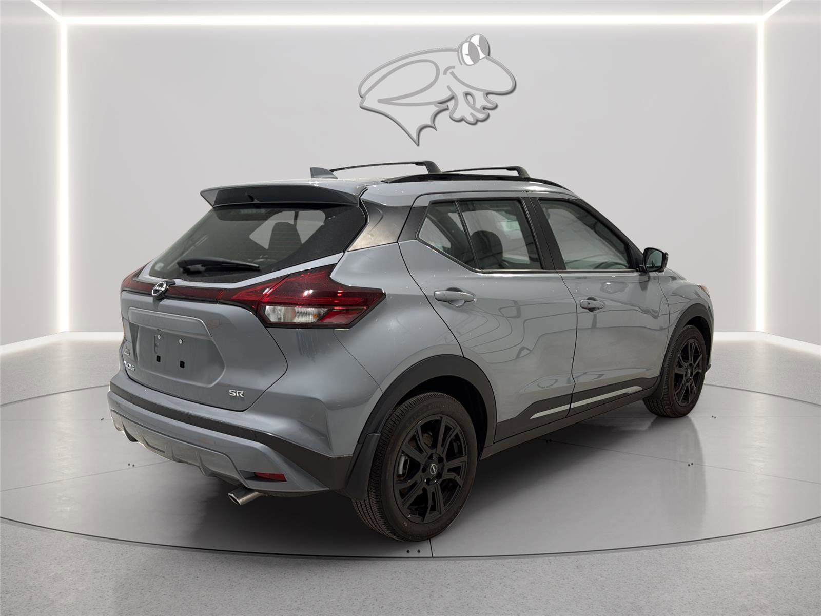 Used 2024 Nissan Kicks SR w/ SR Premium Package FWD image 5