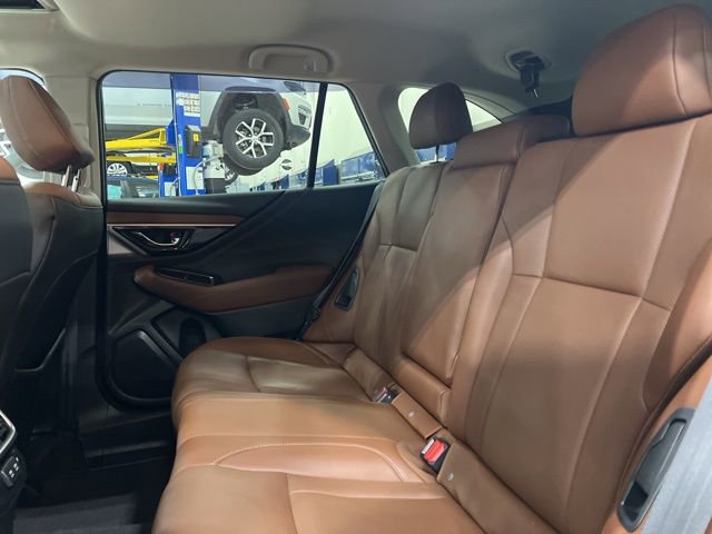 Used 2021 Subaru Outback Touring image 12