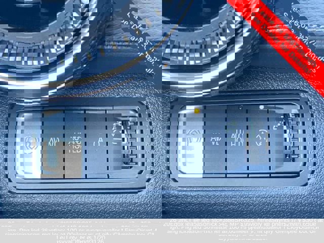 New 2026 Chevrolet Equinox LT image 30