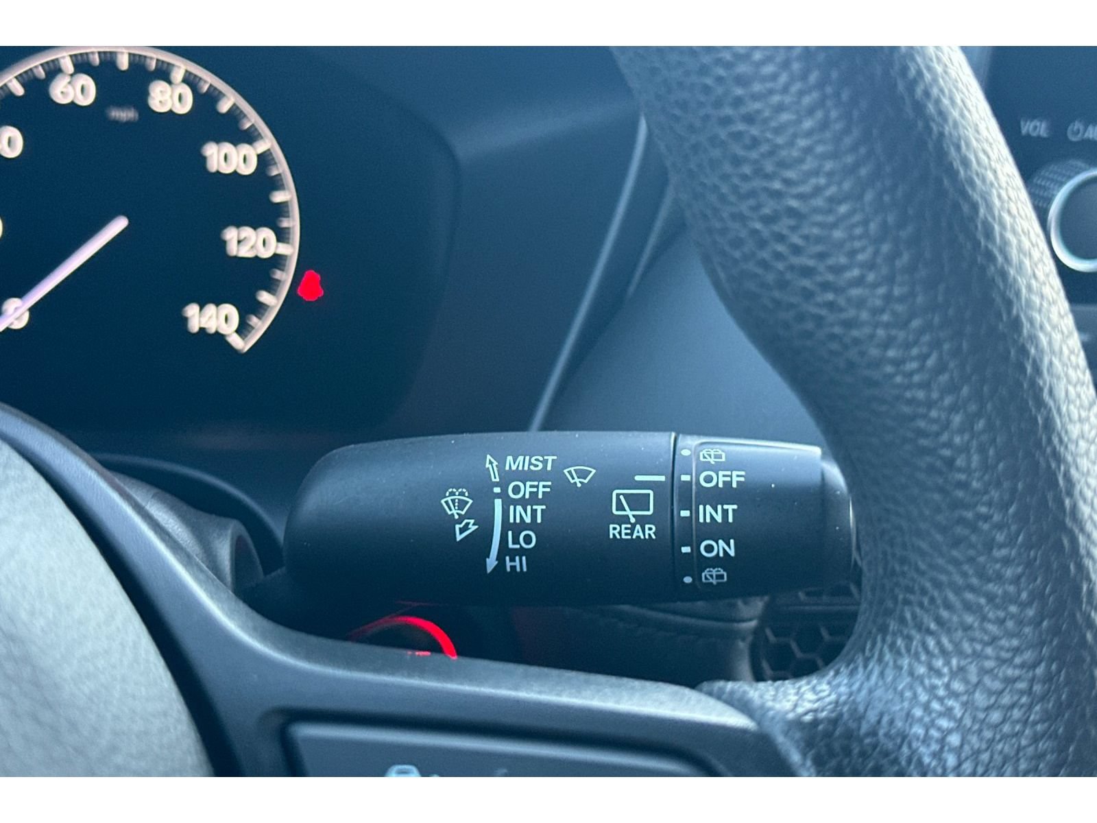 Used 2024 Honda HR-V LX image 40