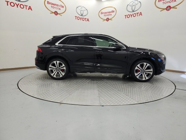 Used 2019 Audi Q8 Prestige image 3