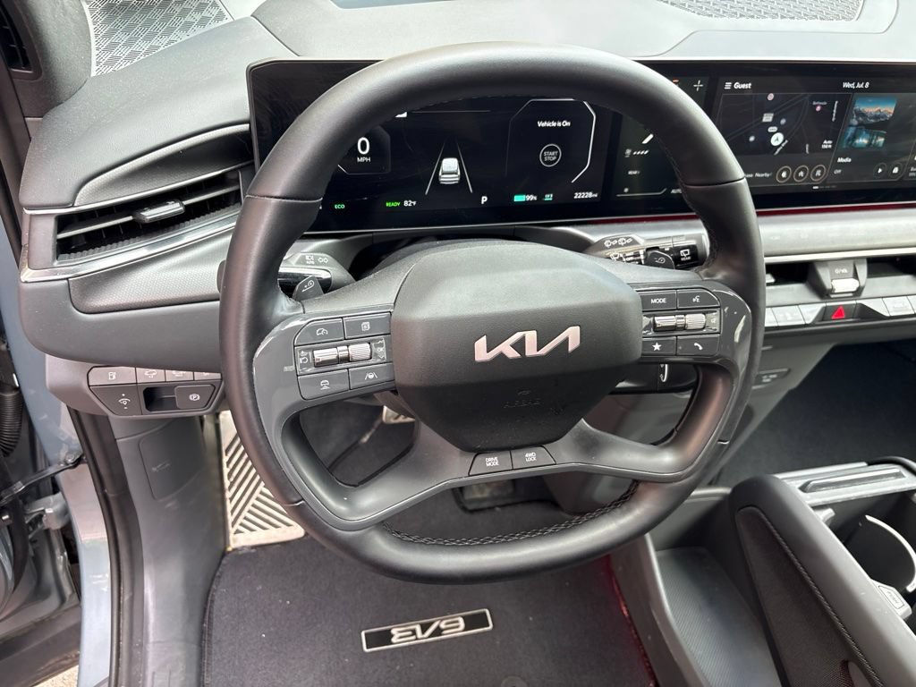 Certified 2024 Kia EV9 GT-Line AWD/4WD image 15
