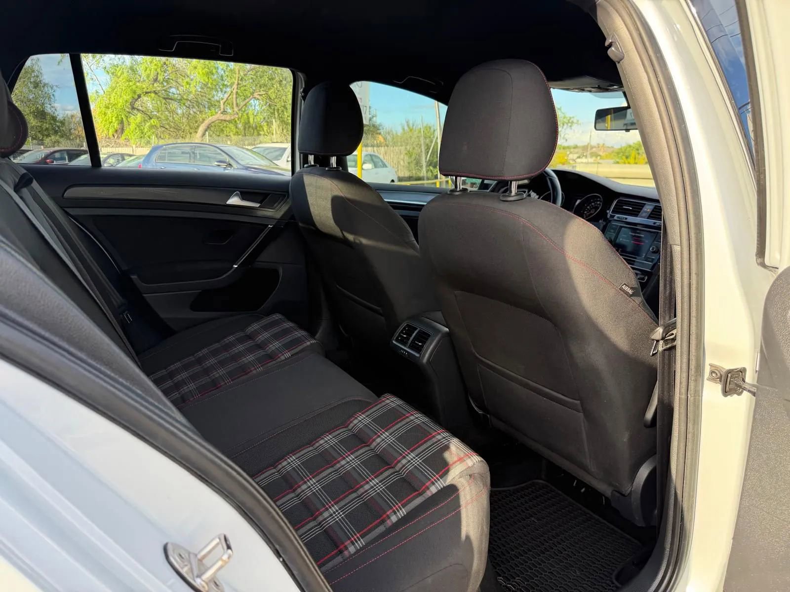Used 2019 Volkswagen GTI S FWD image 11