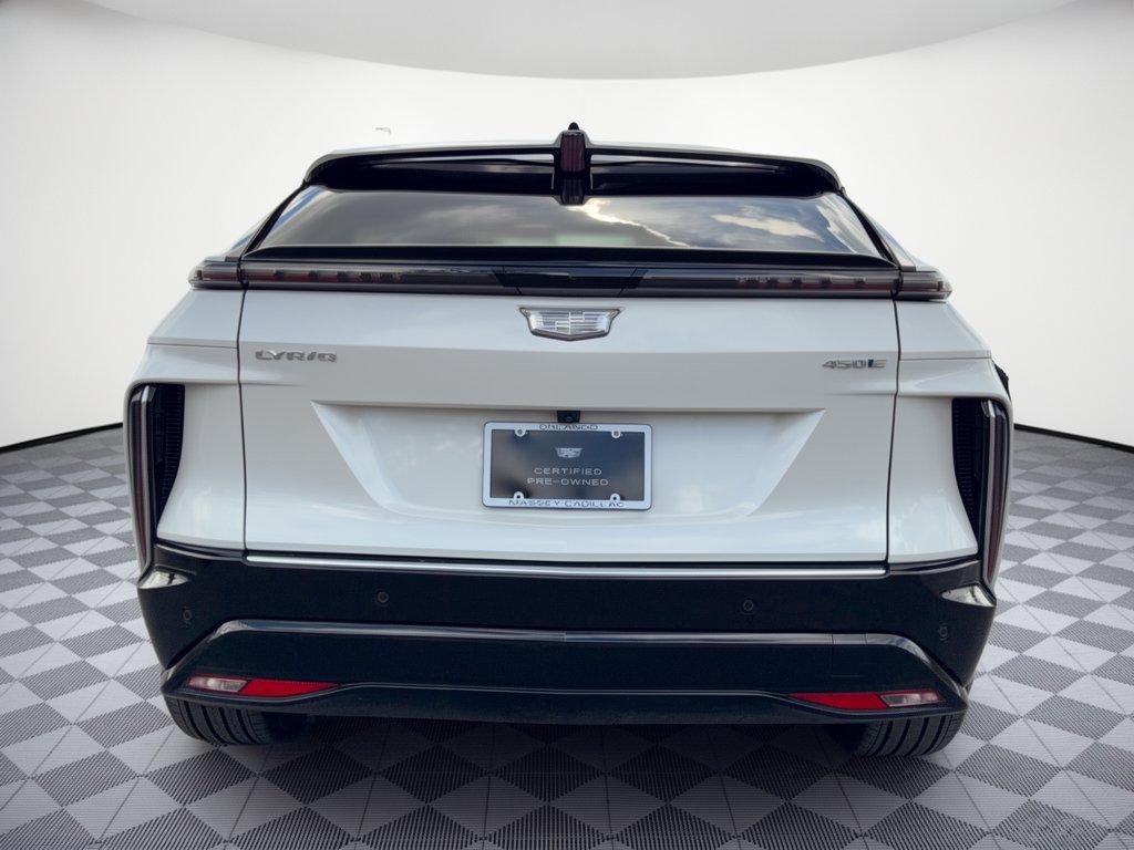 Used 2024 Cadillac Lyriq Luxury RWD image 11