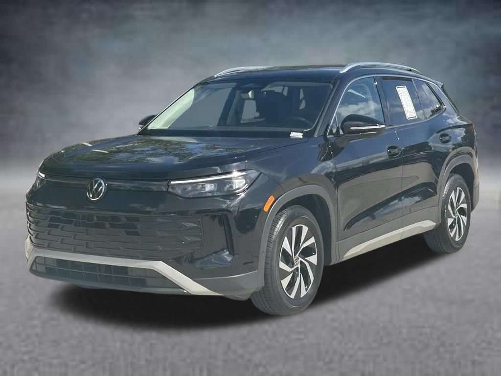 Certified 2026 Volkswagen Tiguan S FWD image 2