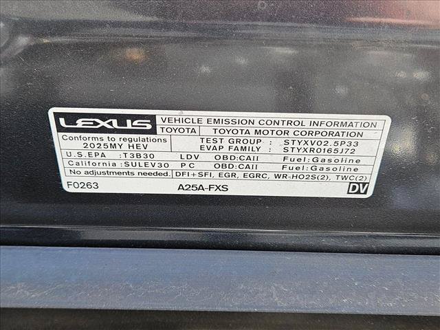 Used 2025 Lexus ES 300h w/ Premium Package FWD image 23