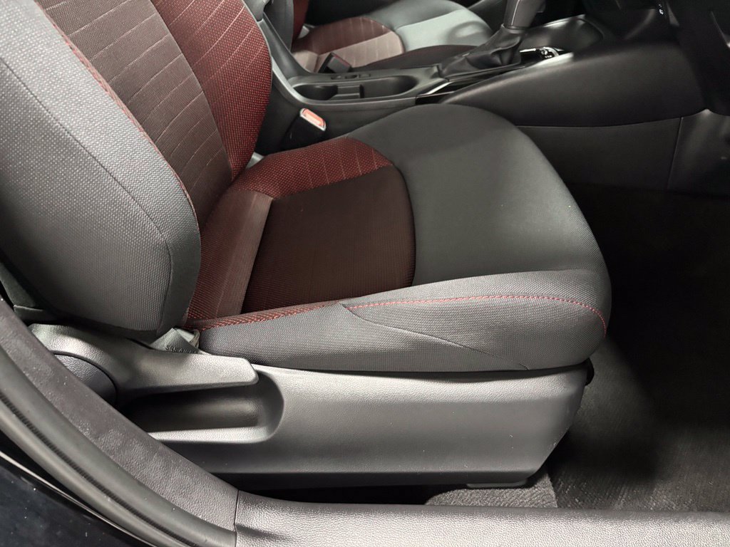 Used 2026 Toyota Corolla SE FWD image 59