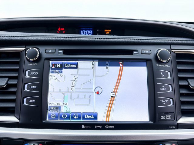 Used 2018 Toyota Highlander XLE image 7