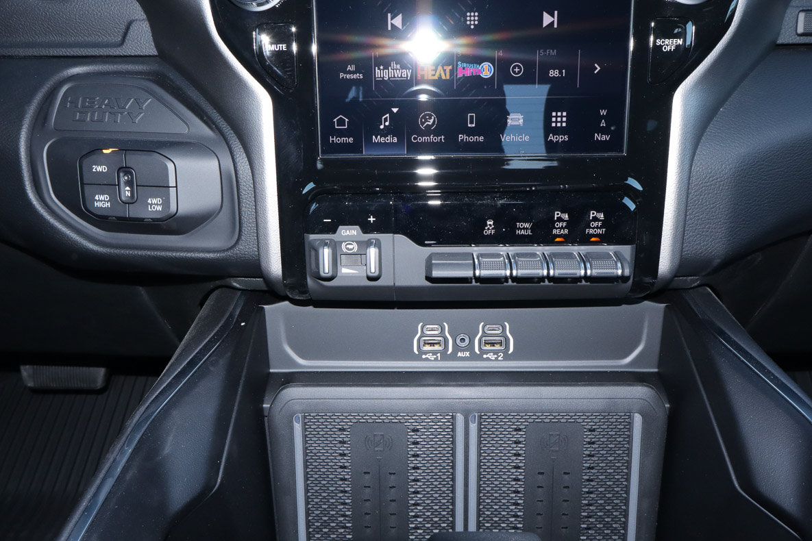 New 2027 RAM 2500 Laramie AWD/4WD image 21