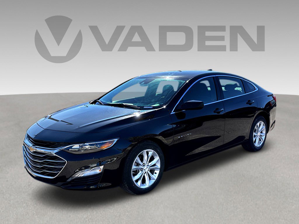 Used 2025 Chevrolet Malibu LT image 3