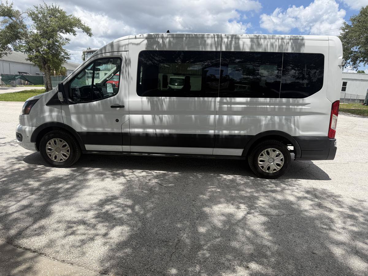 Used 2025 Ford Transit 350 XLT RWD image 6