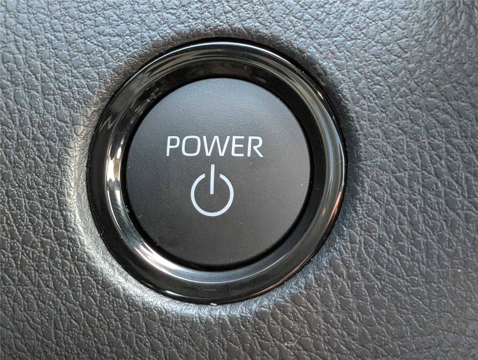 Used 2025 Toyota Camry XSE image 28