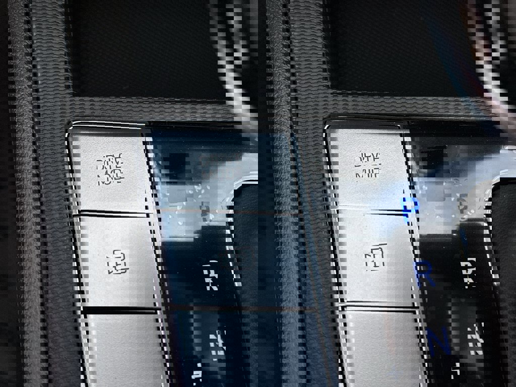 New 2026 Hyundai Elantra SE FWD image 21