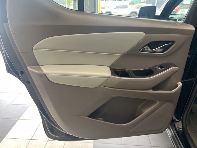 Used 2018 Chevrolet Traverse LT FWD image 10