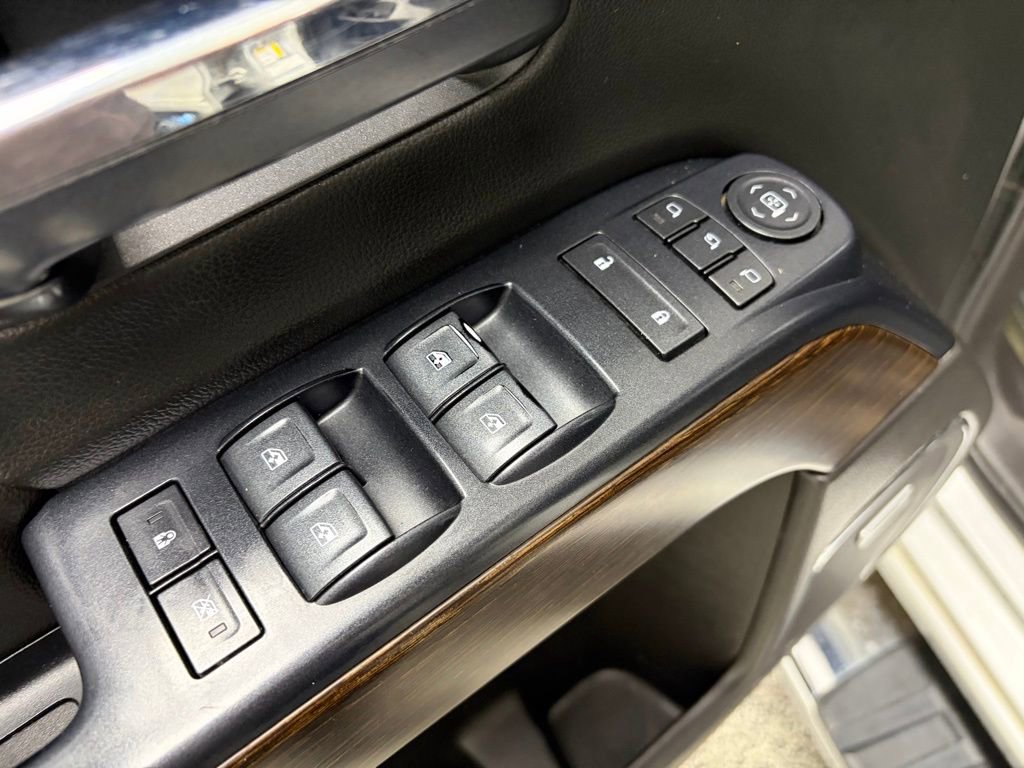 Used 2018 GMC Sierra 1500 Denali AWD/4WD image 14