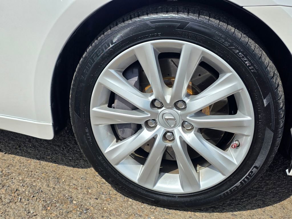 Used 2016 Lexus IS 200t RWD image 35