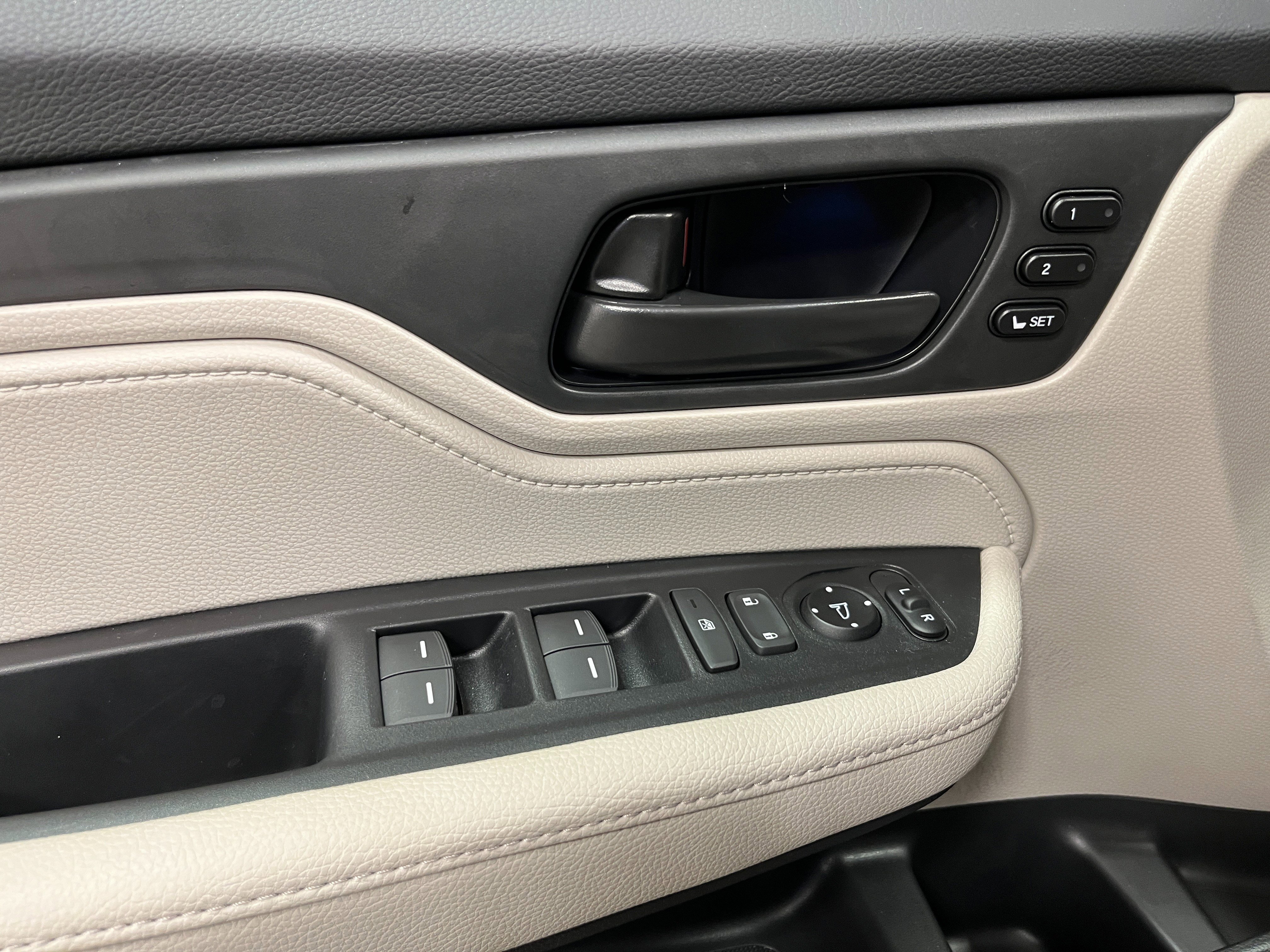 New 2026 Honda Odyssey EX-L image 13