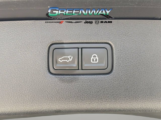Used 2021 Genesis GV80 2.5T w/ Prestige Package 04 AWD/4WD image 10