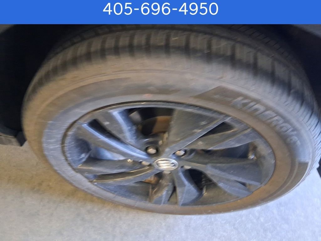 Used 2024 Buick Encore GX Sport Touring image 32