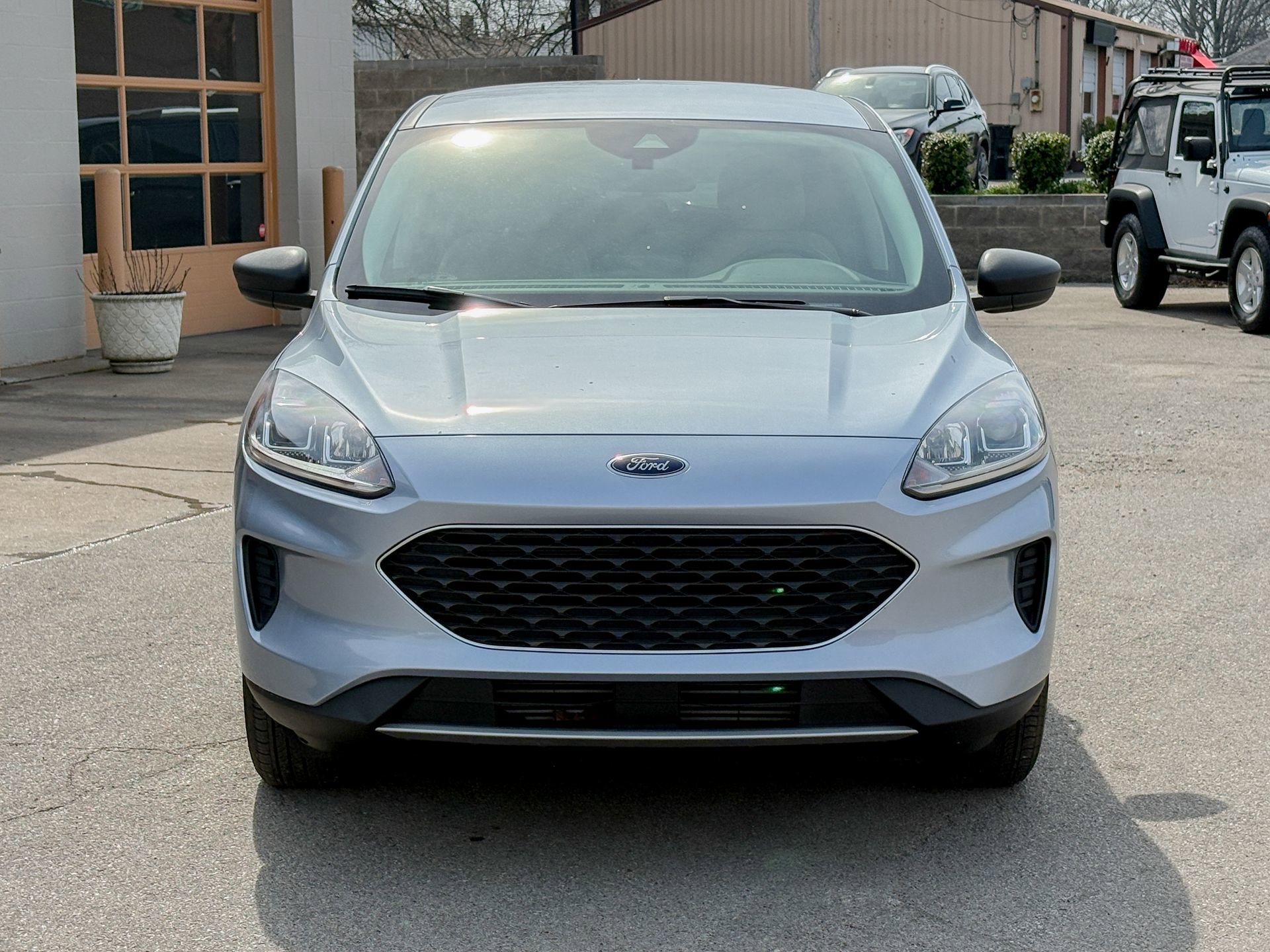 Used 2022 Ford Escape SE image 4