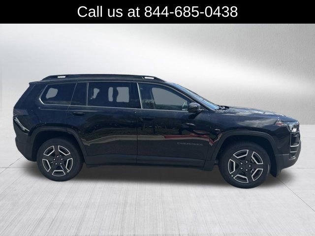 New 2026 Jeep Cherokee Laredo image 4
