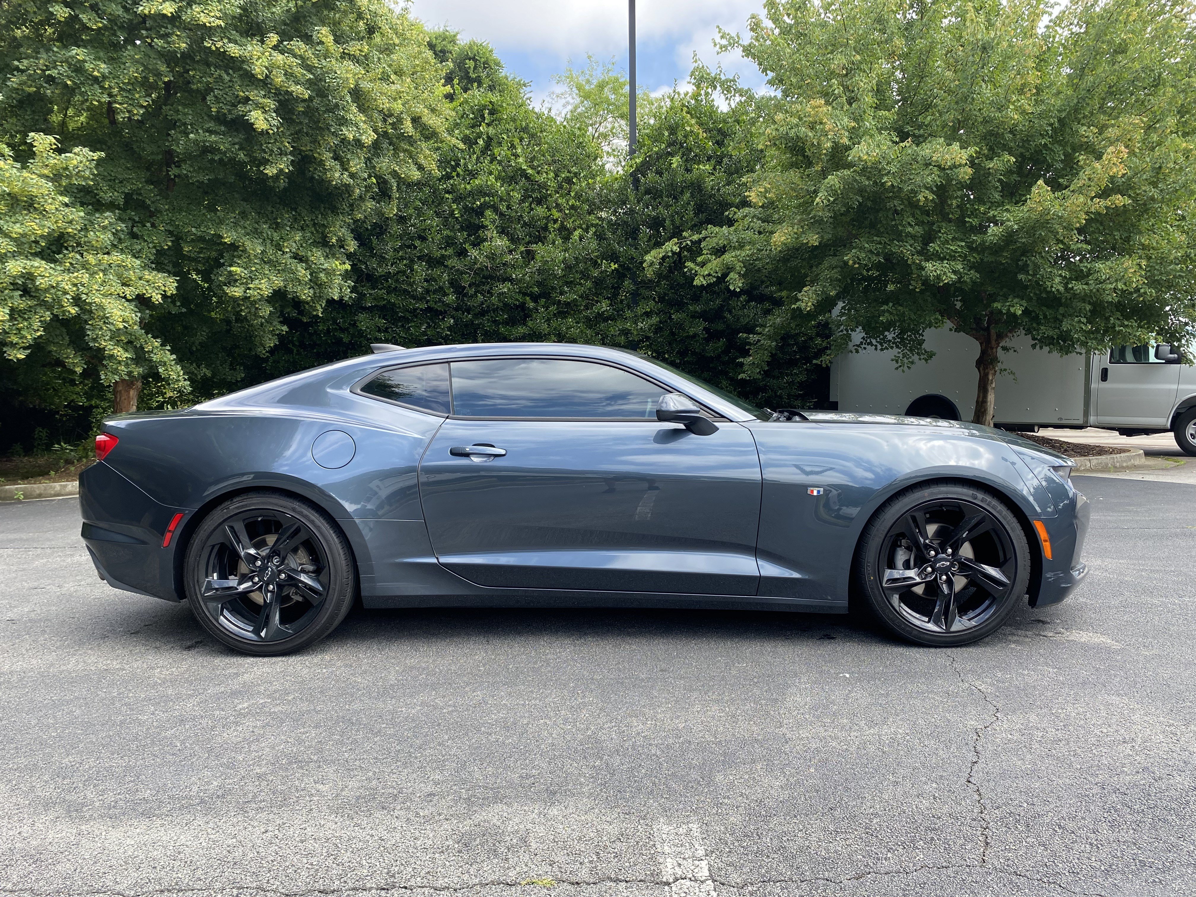 Used 2021 Chevrolet Camaro LT RWD image 10