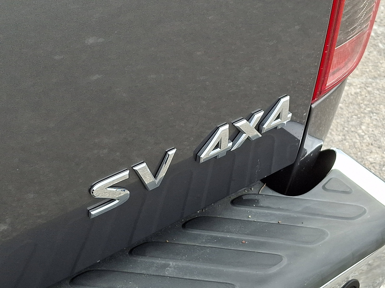 Used 2020 Nissan Frontier SV image 35