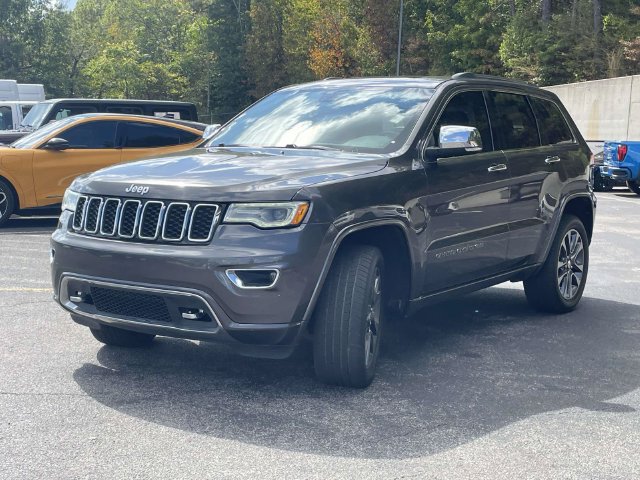 Used 2017 Jeep Grand Cherokee Overland AWD/4WD image 8