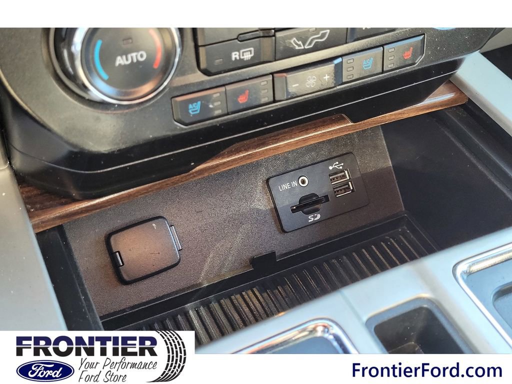 Used 2015 Ford F150 Lariat image 25