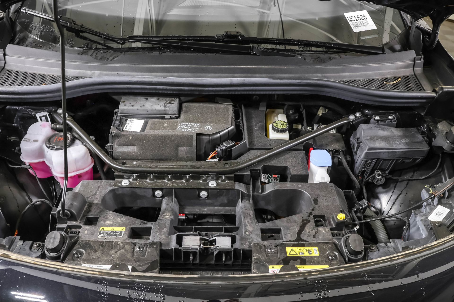 Used 2023 Volkswagen ID.4 2WD image 47