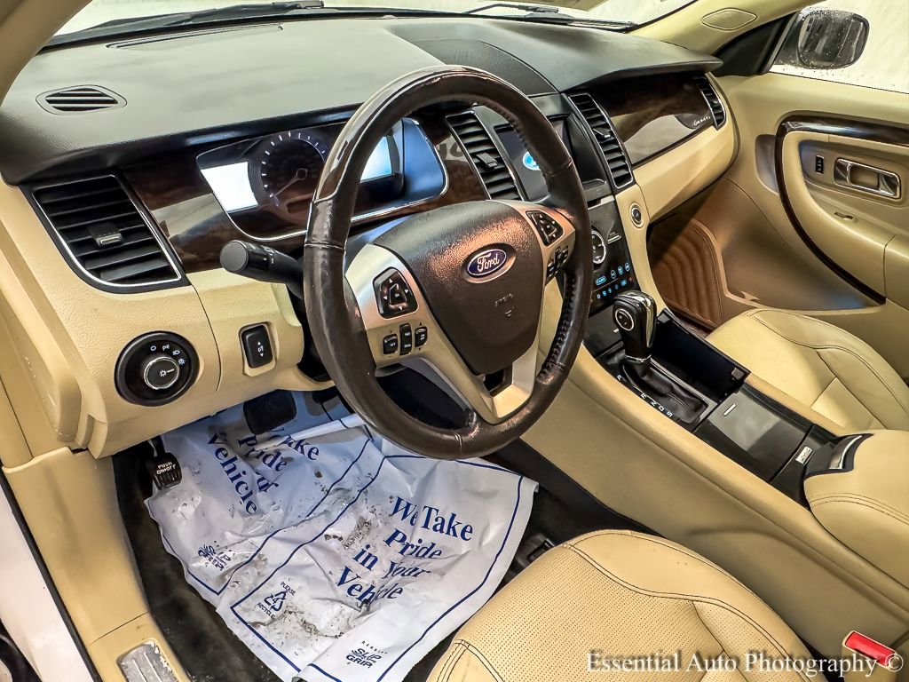 Used 2017 Ford Taurus Limited image 12
