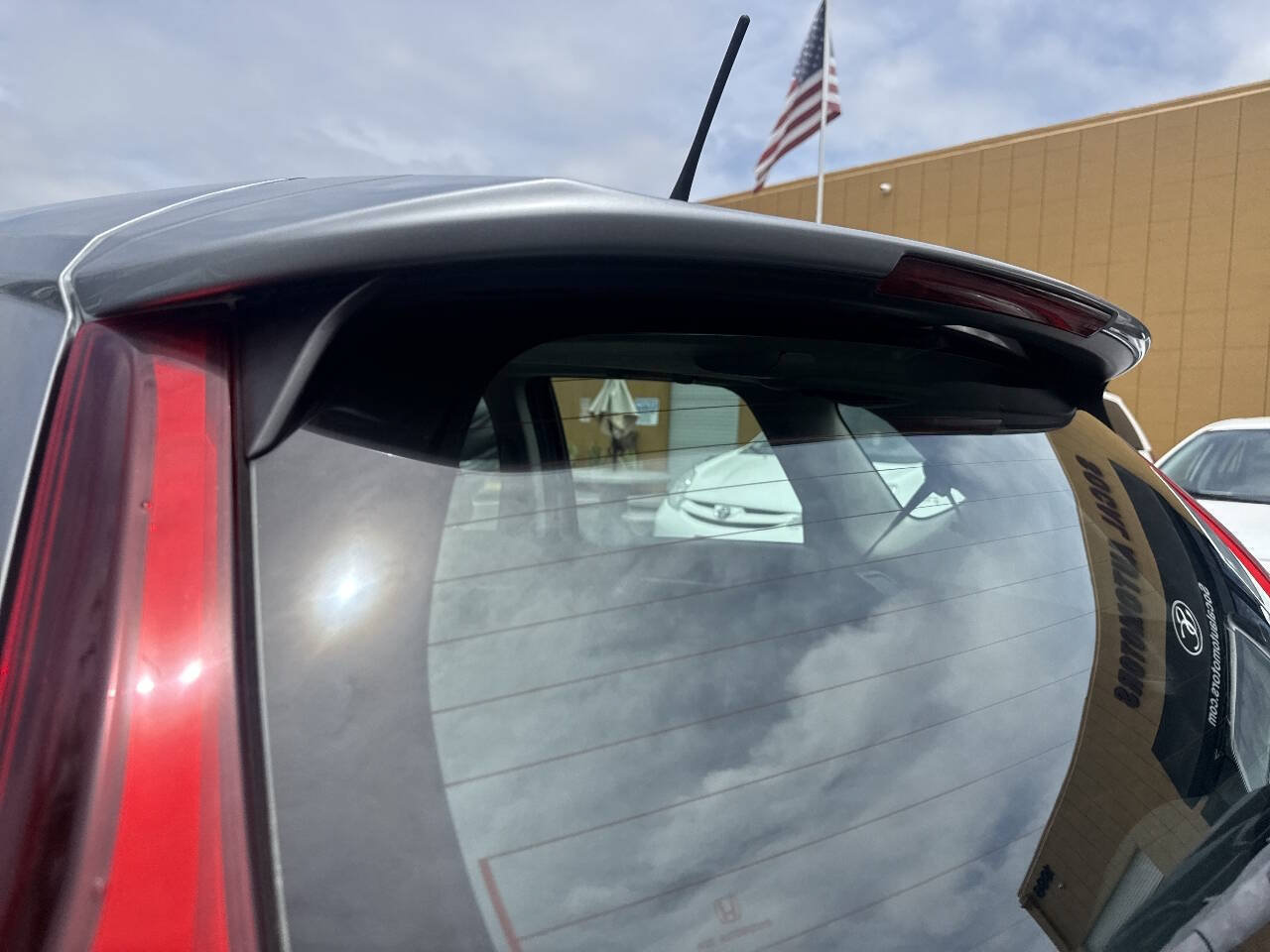 Used 2018 Honda Fit EX image 30