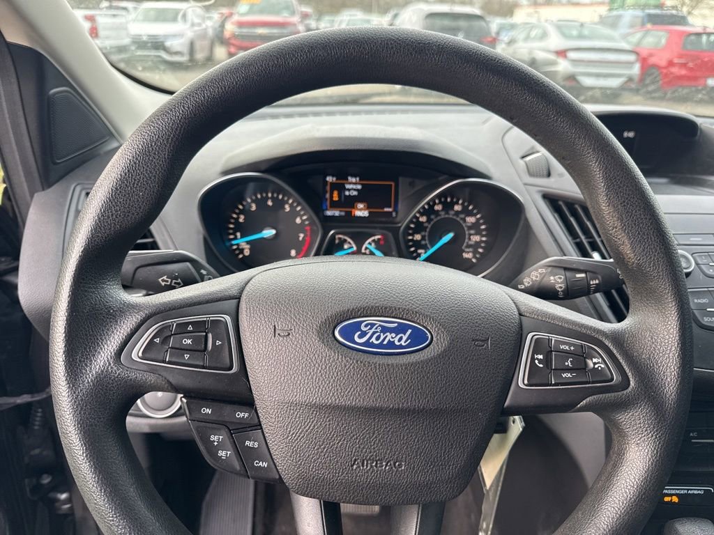 Used 2019 Ford Escape S image 6