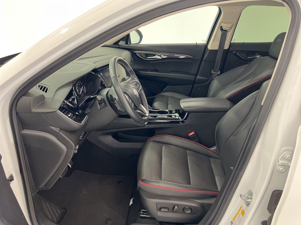 Used 2022 Buick Envision Essence w/ Technology Package I FWD image 18
