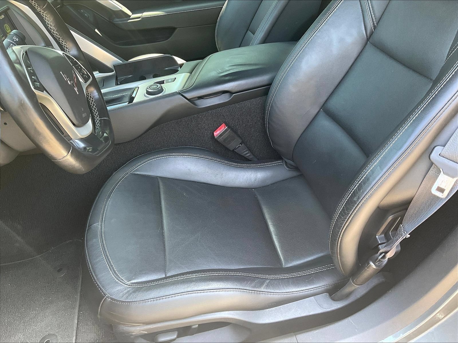 Used 2016 Chevrolet Corvette Stingray Coupe w/ Battery Protection Package RWD image 17