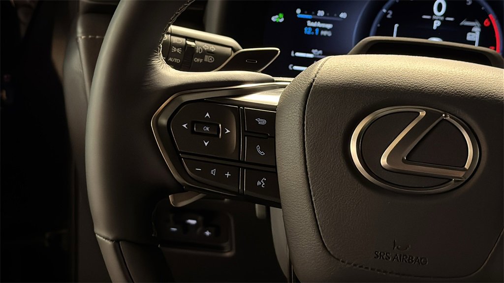 New 2025 Lexus LX 600 4WD w/ Luxury Package image 19