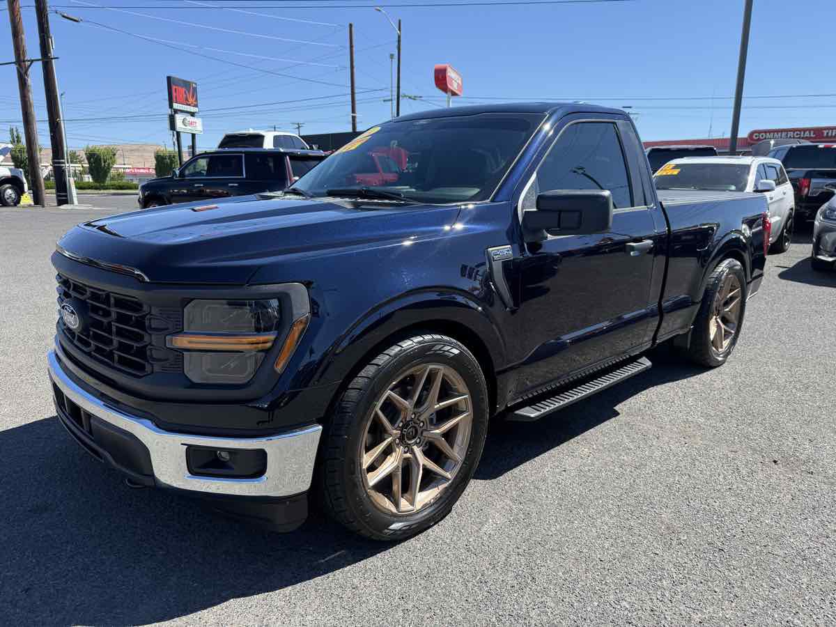 Used 2024 Ford F150 XL w/ Equipment Group 103A High AWD/4WD image 3