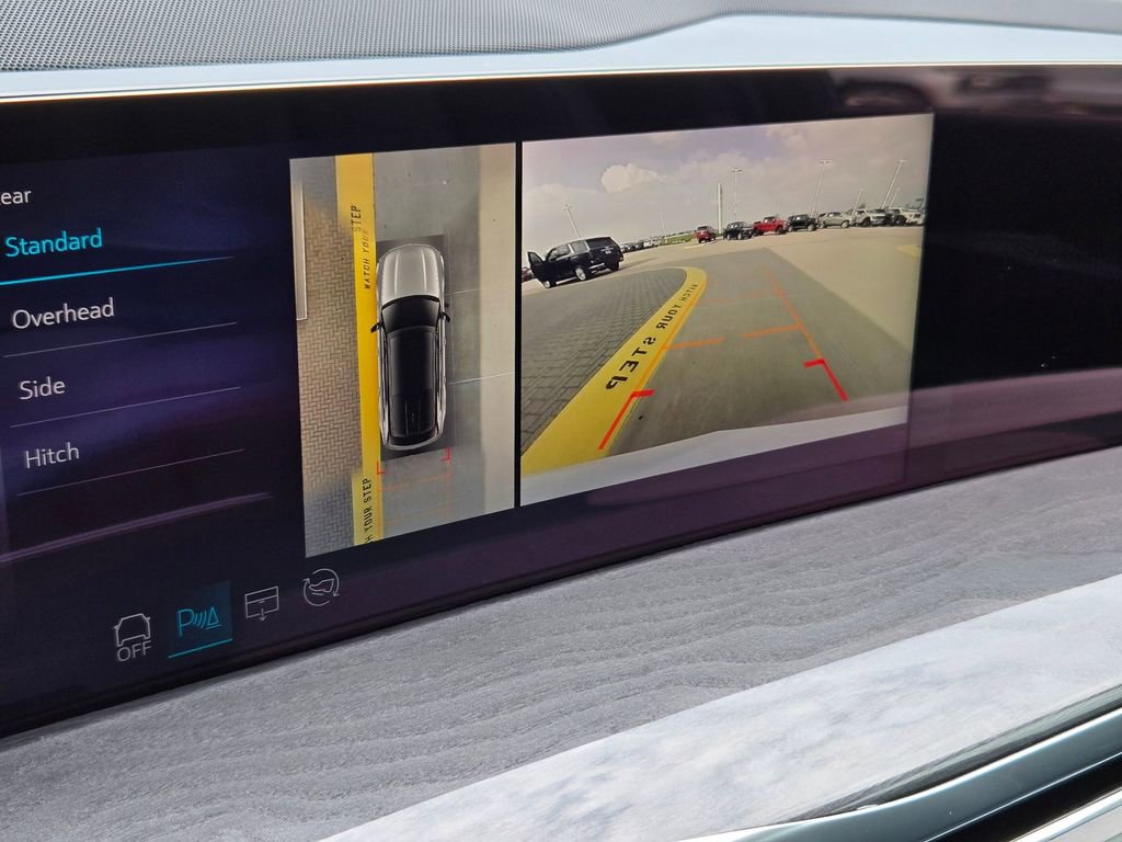 Certified 2025 Cadillac Escalade IQ Luxury 2 w/ LPO, Premium Carpet Package image 20