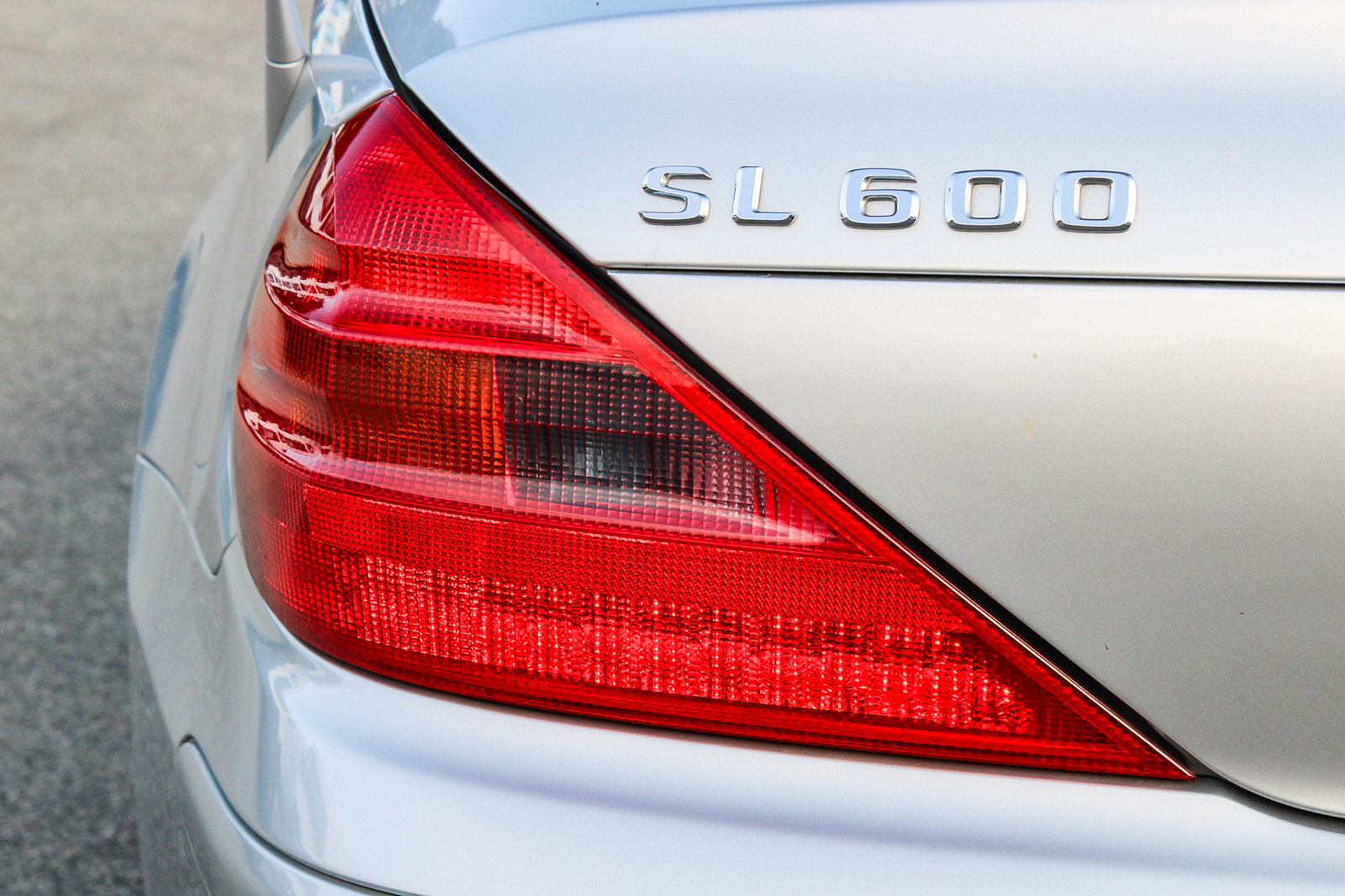 Used 2004 Mercedes-Benz SL 600 image 9
