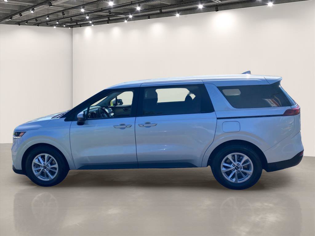 Certified 2022 Kia Carnival LX FWD image 5